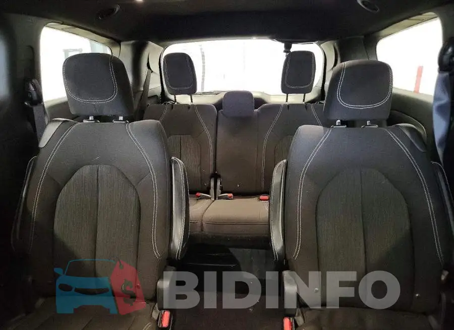 2C4RC1FG0LR224145 Photo# 10