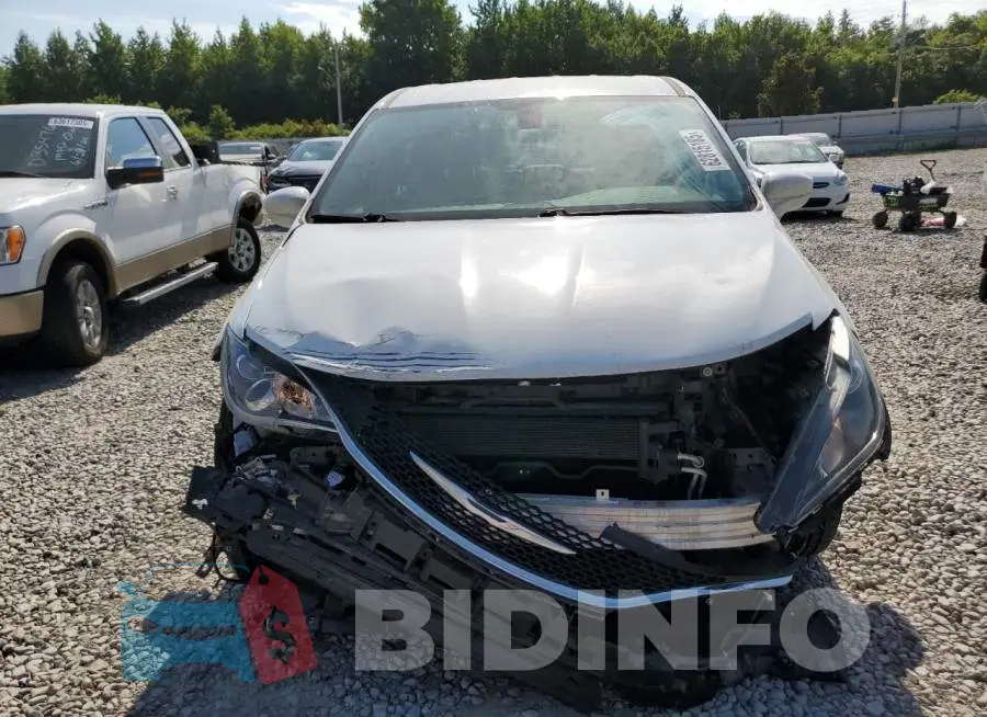 2C4RC1FG8JR122606 Photo# 5