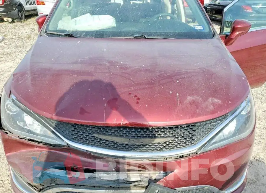 2C4RC1FG9JR280114 Photo# 12