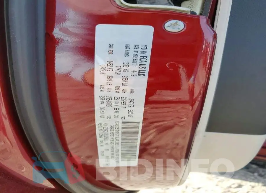 2C4RC1FG9JR280114 Photo# 13