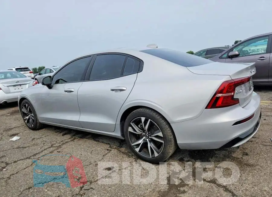 7JRL12FV4PG240678 Photo# 2