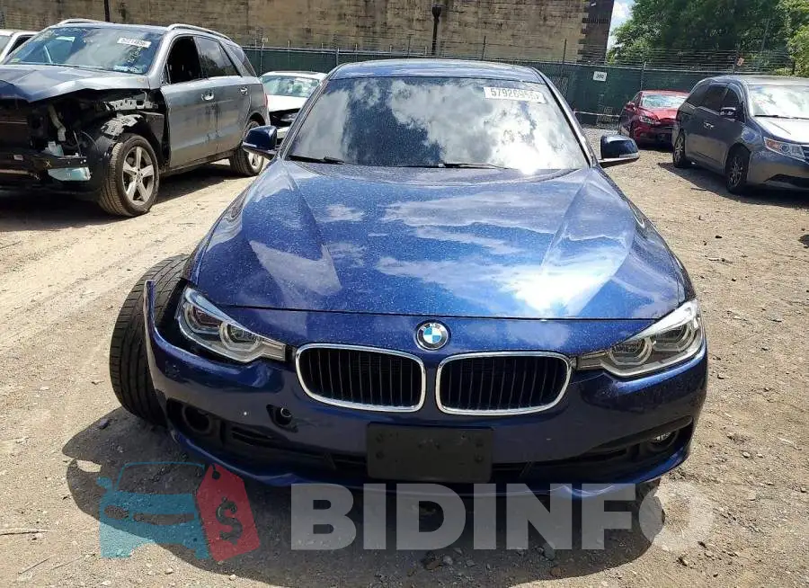 WBA8E5G54JNU46284 Photo# 5