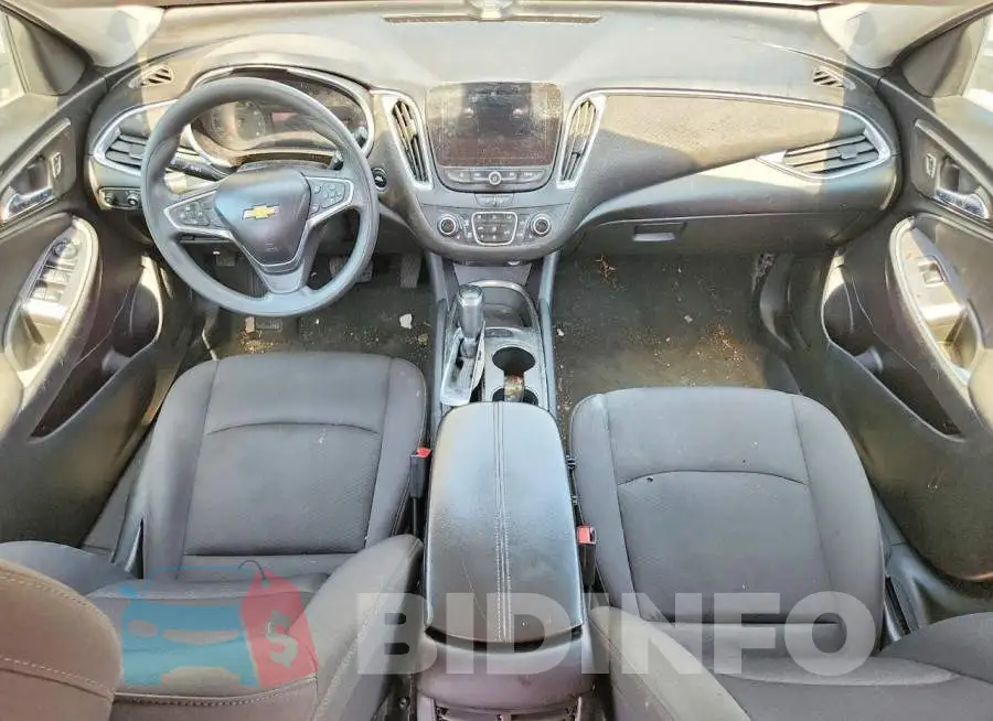 1G1ZD5ST2LF111188 Photo# 8