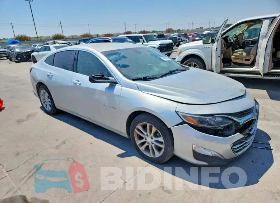 1G1ZD5ST2LF111188 Photo# 4