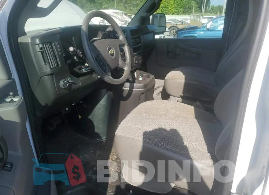 1GAZGPFG3J1218941 Photo# 7