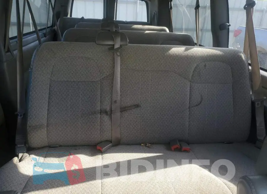 1GAZGPFG3J1218941 Photo# 10