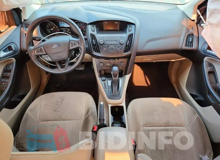 1FADP3F27JL260294 Photo# 8