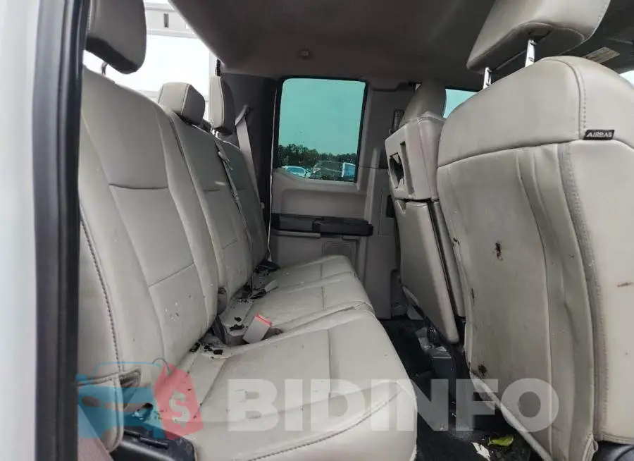 1FT7X2A66KEF46655 Photo# 10