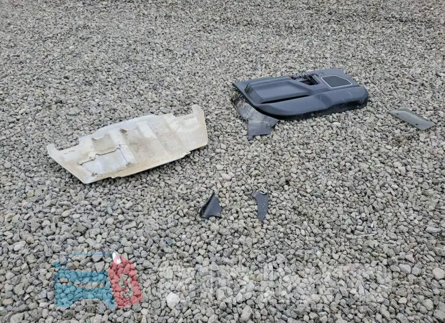 1FTFW1RG8JFB45249 Photo# 12