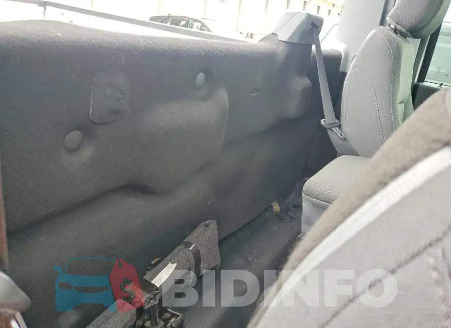 1FTMF1EP6PKE87165 Photo# 10