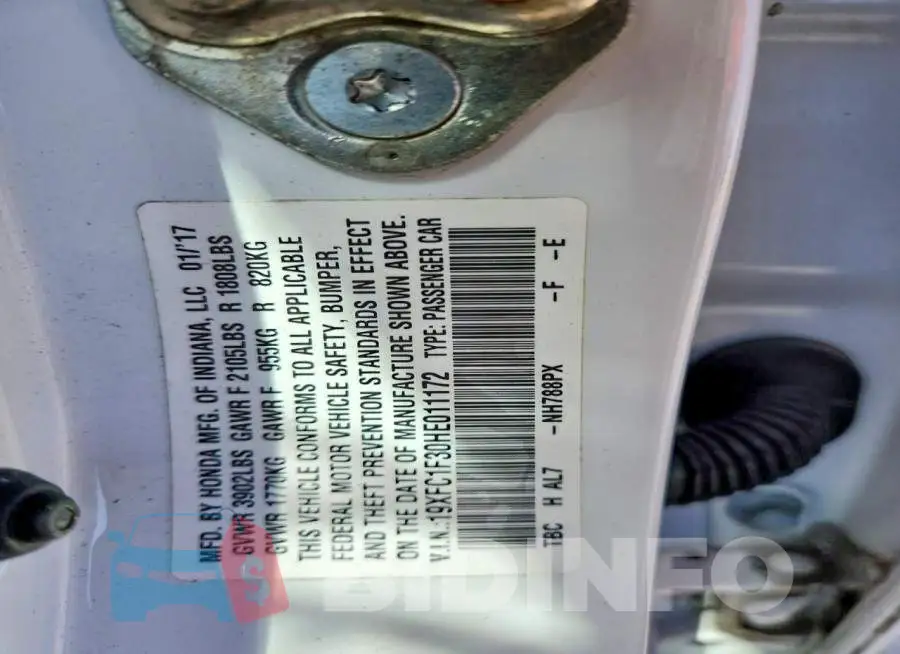 19XFC1F30HE011172 Photo# 12