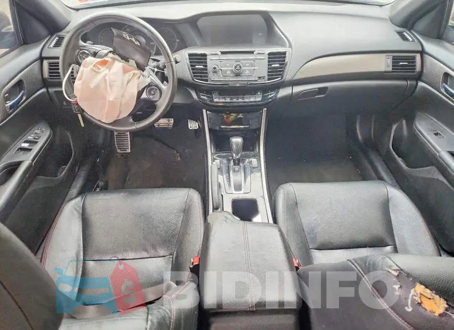 1HGCR2F16HA286247 Photo# 8