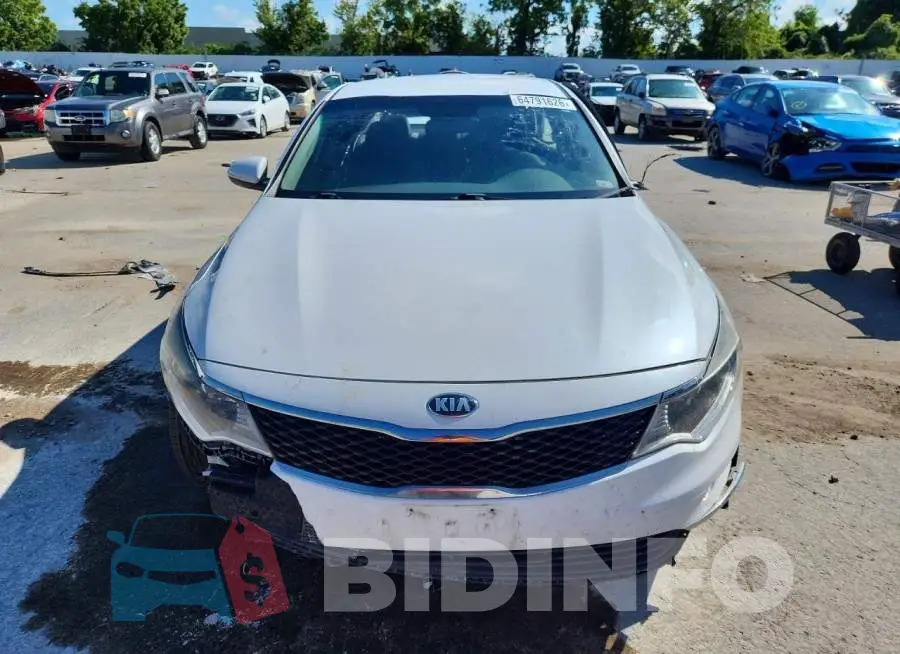 5XXGT4L39JG209742 Photo# 5