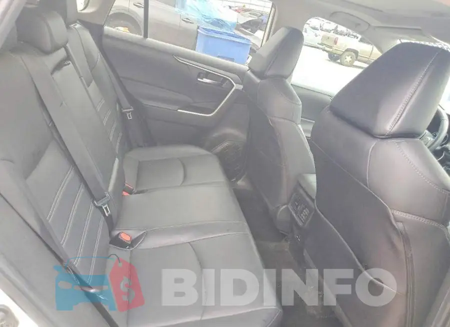 4T3B6RFV8NU092718 Photo# 11