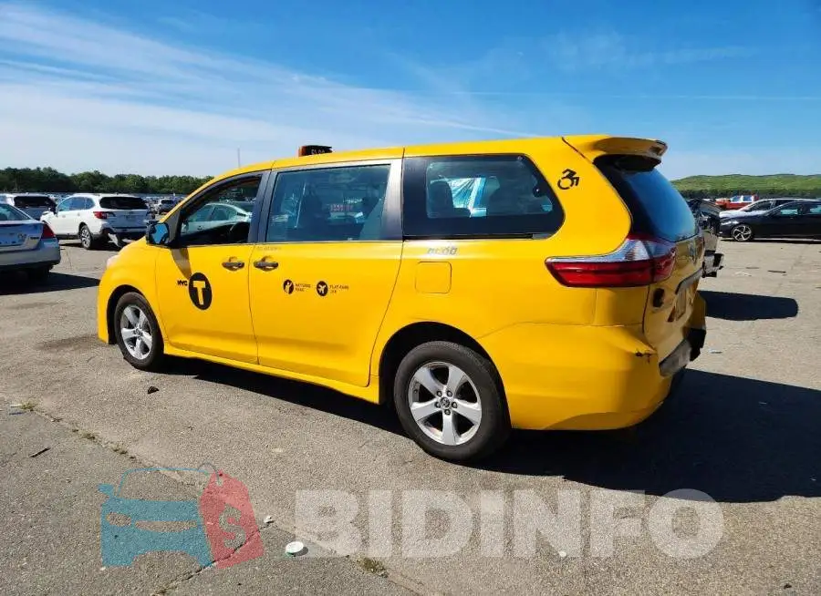 5TDZZ3DC1JS920625 Photo# 2
