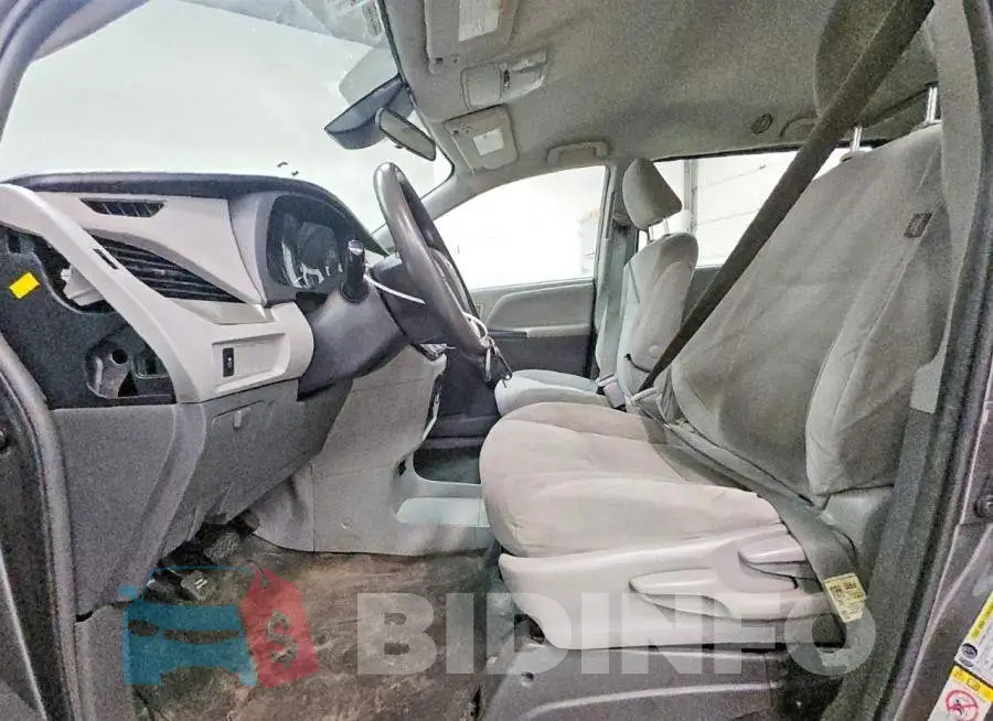 5TDZZ3DCXJS945085 Photo# 7