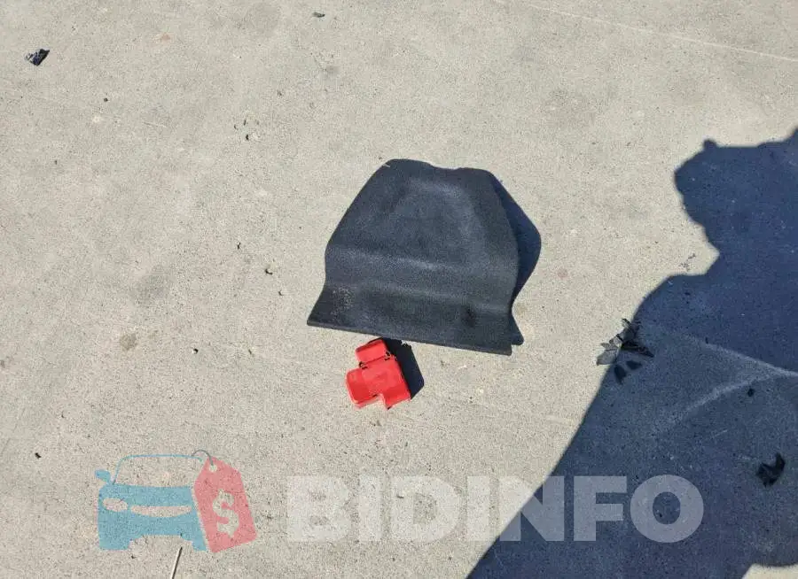 JTDBVRBD6JA005214 Photo# 12