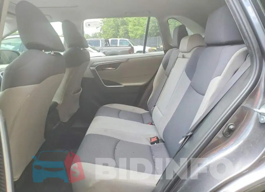 JTMW1RFV2KD017781 Photo# 10