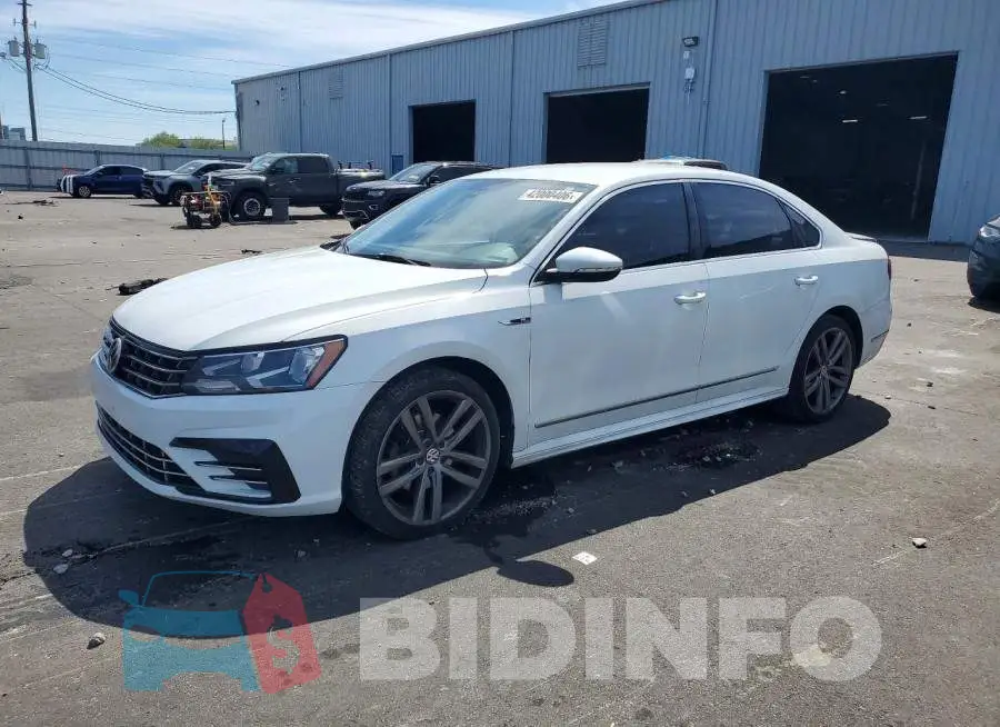 1VWDT7A34HC014971 Photo# 1