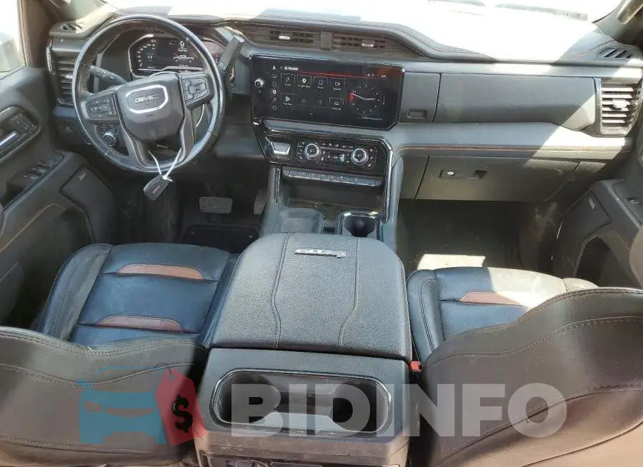 1GT4UPE75SF169337 Photo# 8