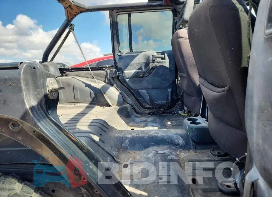 1C4BJWDG6HL661414 Photo# 11