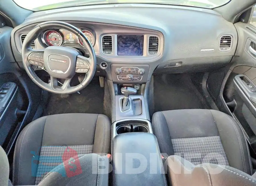 2C3CDXHG0PH589315 Photo# 8