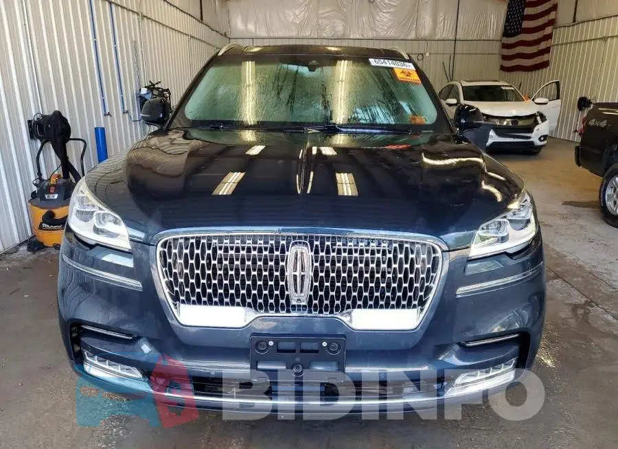 5LM5J7XC0PGL17606 Photo# 5