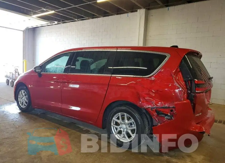 2C4RC1BG2VR586132 Photo# 2