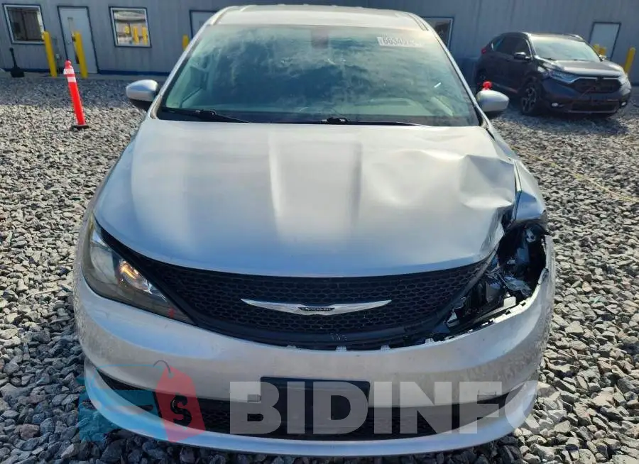 2C4RC1CG6NR215599 Photo# 5