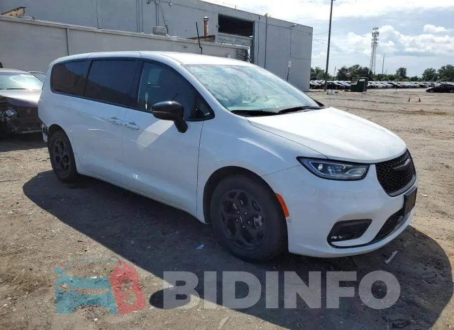2C4RC1S79RR166583 Photo# 4