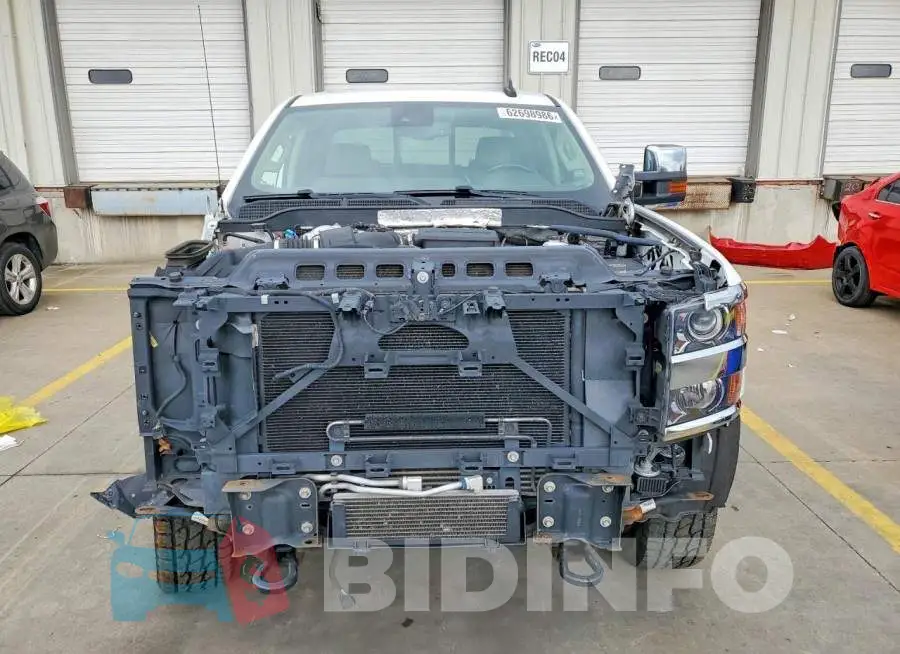 1GC1KTEYXKF105238 Photo# 5
