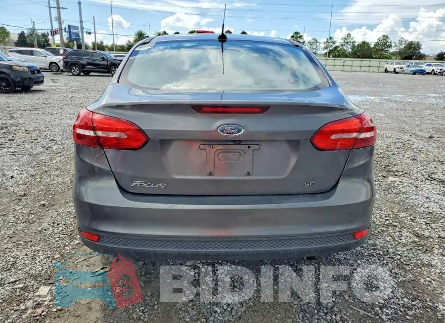 1FADP3F2XJL329608 Photo# 6