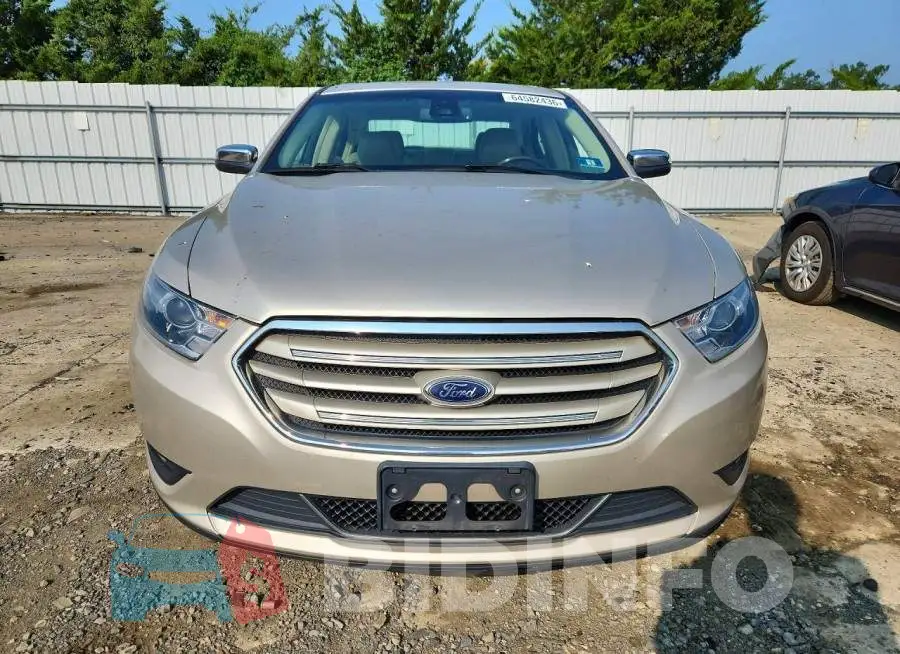 1FAHP2F83HG138776 Photo# 5