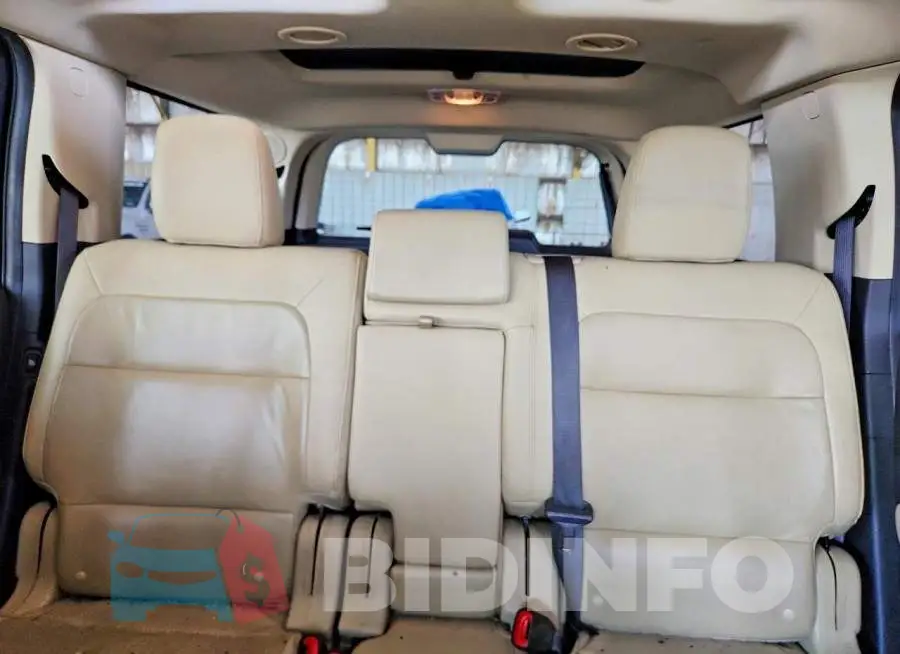 2FMHK6D82HBA08042 Photo# 10
