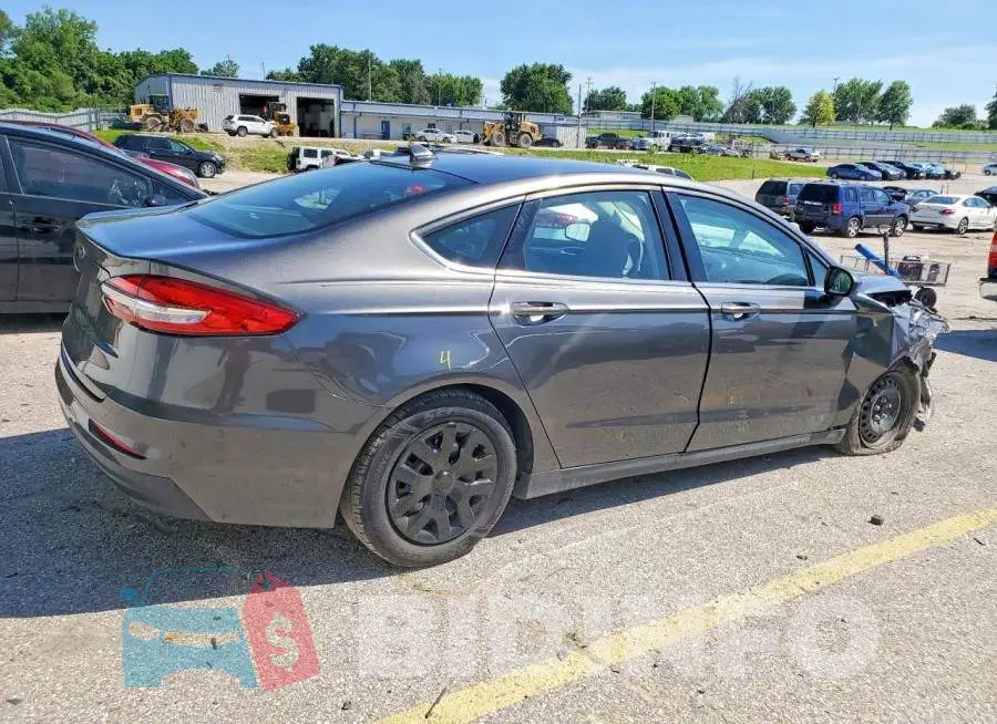 3FA6P0G70LR181037 Photo# 3