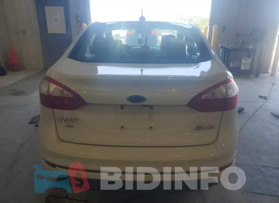 3FADP4BJXJM135047 Photo# 6