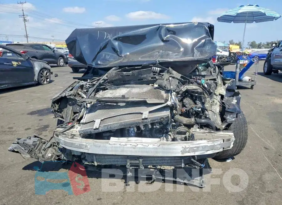 1HGCV1F33JA268057 Photo# 5