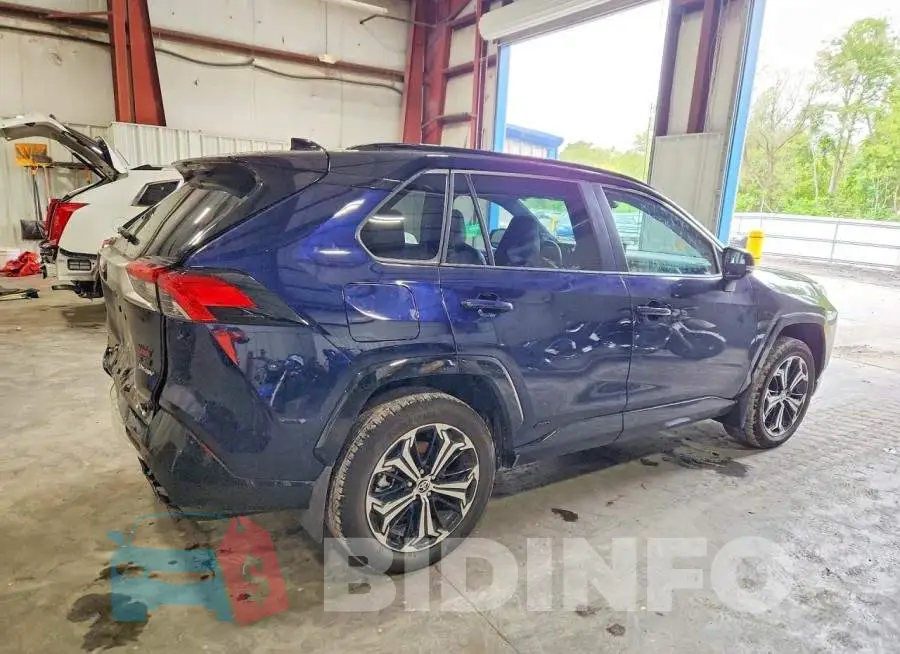 JTMFB3FV3SD265581 Photo# 3