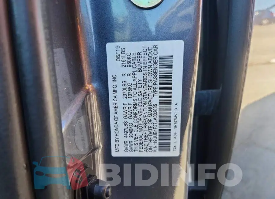 19UUB1F37LA002685 Photo# 12