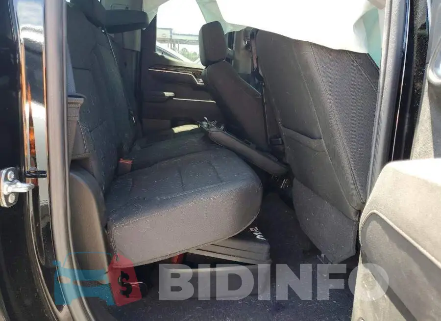 1GTRHCEK3SZ275937 Photo# 10