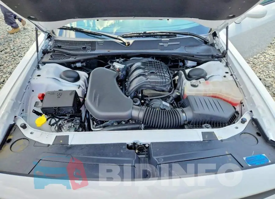 2C3CDZAG4PH679931 Photo# 11