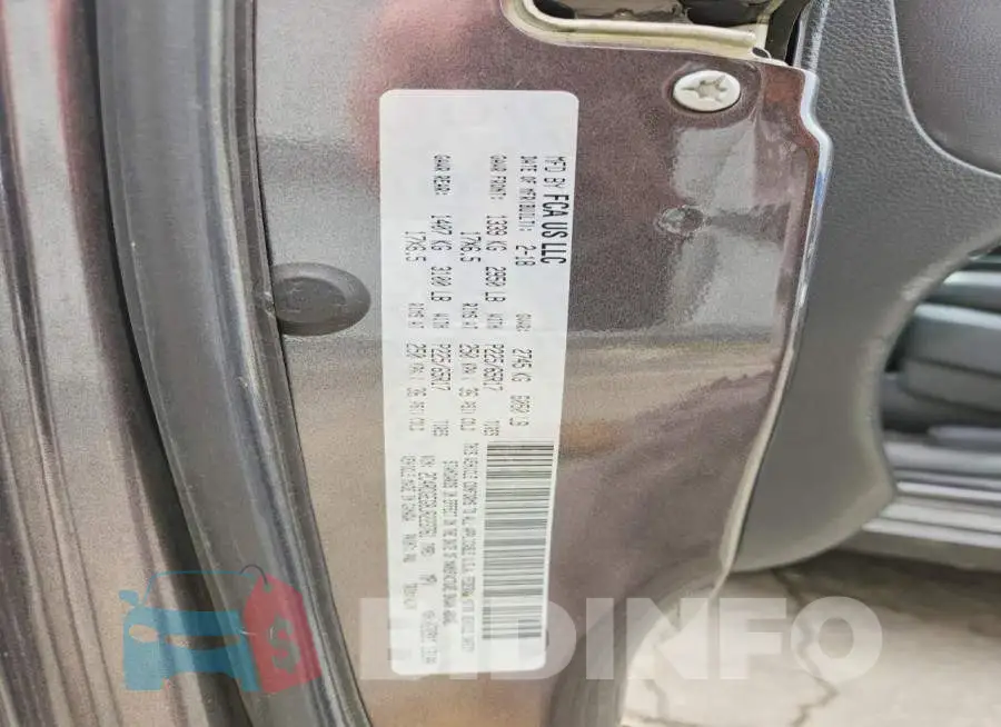 2C4RDGEG8JR223761 Photo# 13