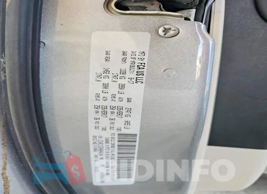 2C4RC1EG9HR840144 Photo# 14