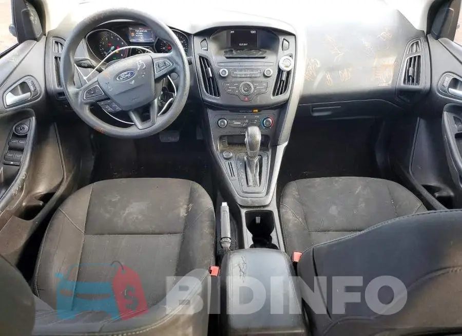 1FADP3F27HL257650 Photo# 8