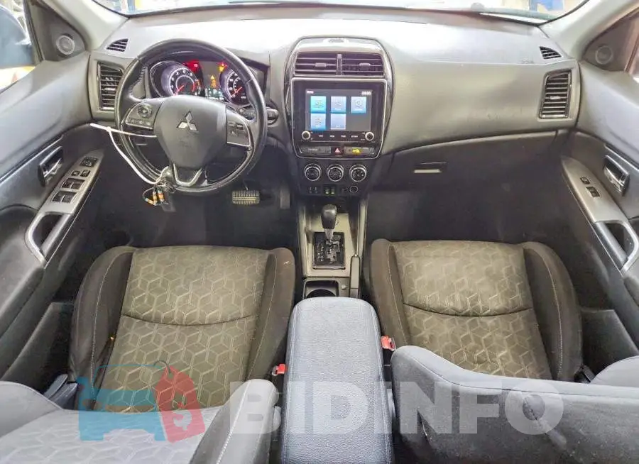 JA4AP4AU6LU026389 Photo# 8