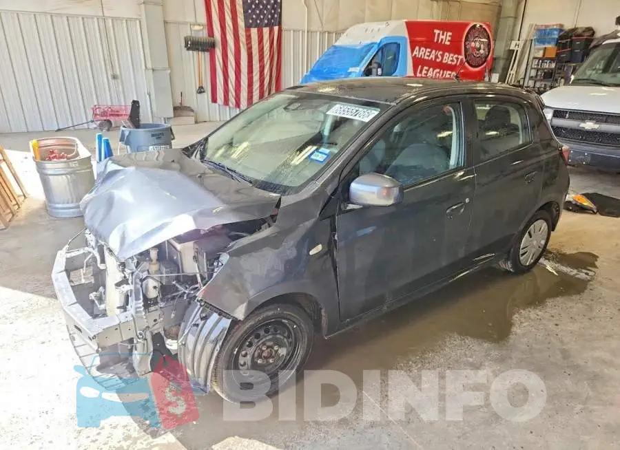 ML32AUHJ4RH016715 Photo# 1
