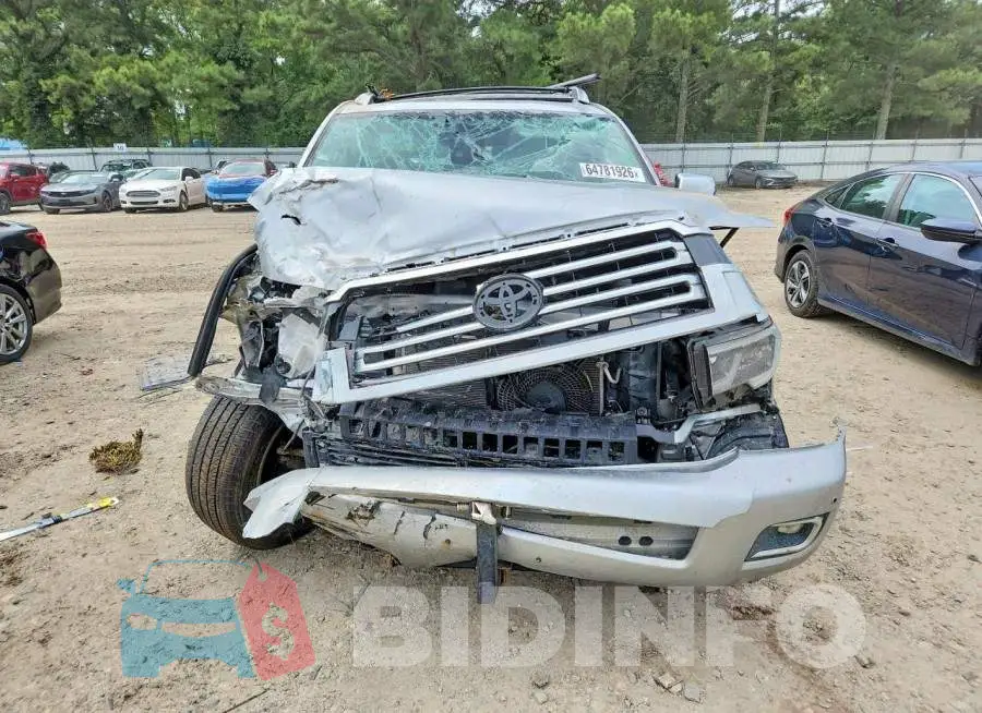 5TDGY5B14NS189413 Photo# 5