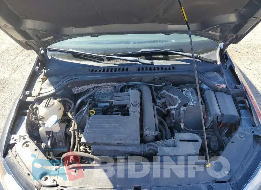 3VW167AJ0HM316037 Photo# 11