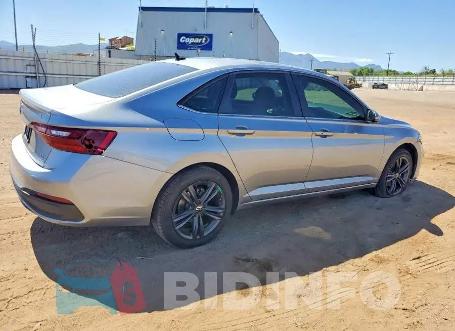 3VW7M7BU1RM043927 Photo# 3