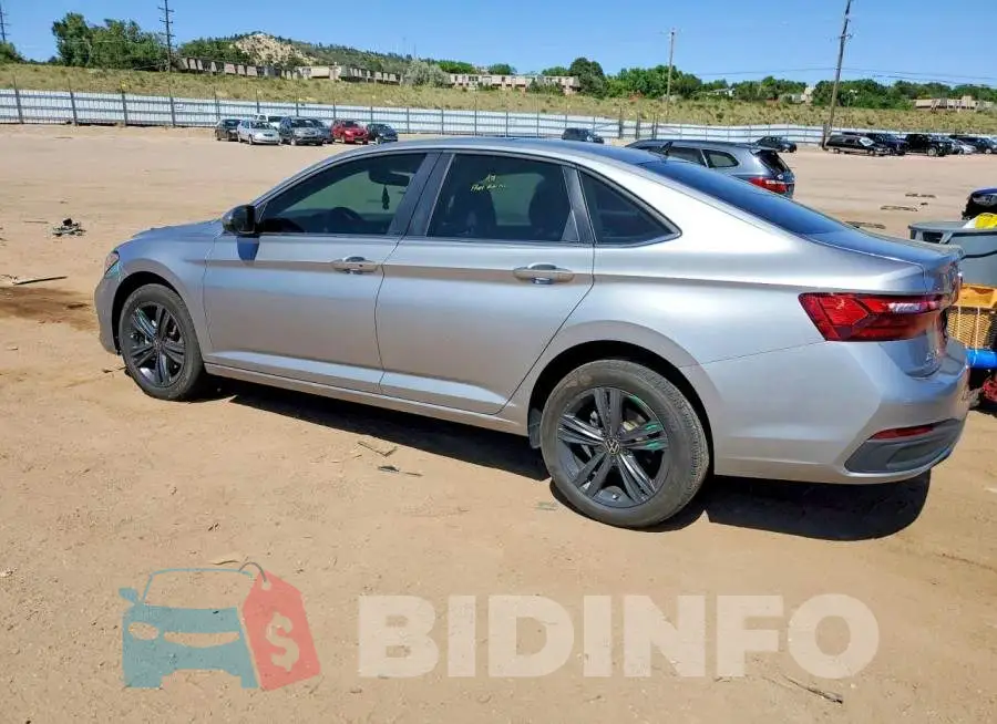 3VW7M7BU1RM043927 Photo# 2